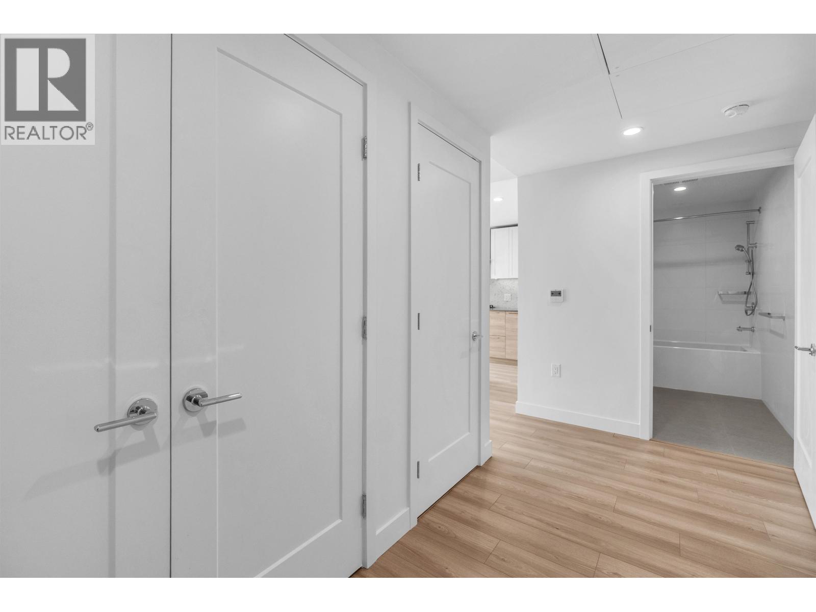 2xxx 2381 Beta Avenue, Burnaby, British Columbia  V5C 0P7 - Photo 18 - R3126598
