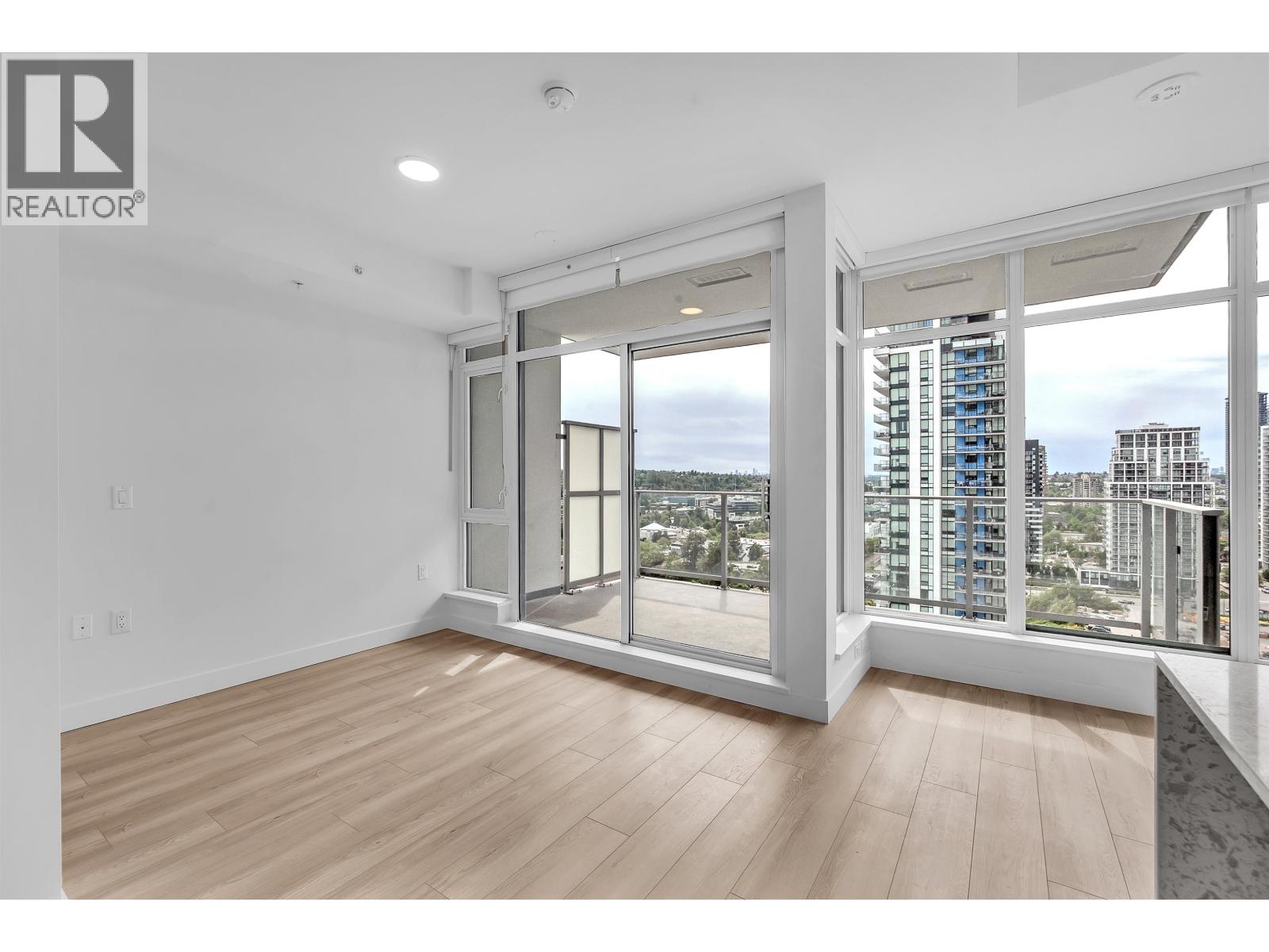 2xxx 2381 Beta Avenue, Burnaby, British Columbia  V5C 0P7 - Photo 3 - R3126598