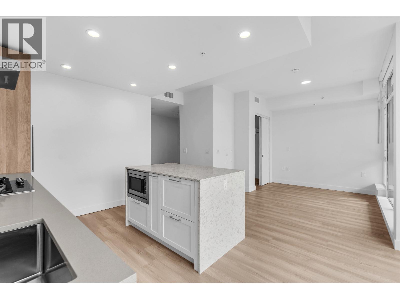 2xxx 2381 Beta Avenue, Burnaby, British Columbia  V5C 0P7 - Photo 8 - R3126598