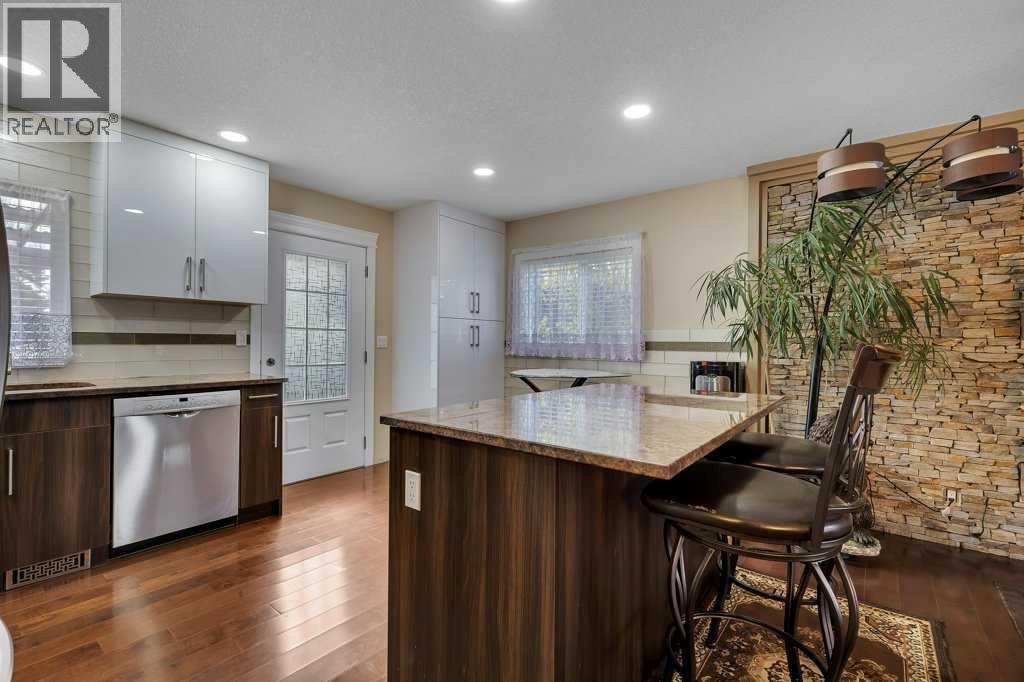155 Midcrest Crescent SE, Calgary, Alberta  T2X 1B4 - Photo 12 - A2313544