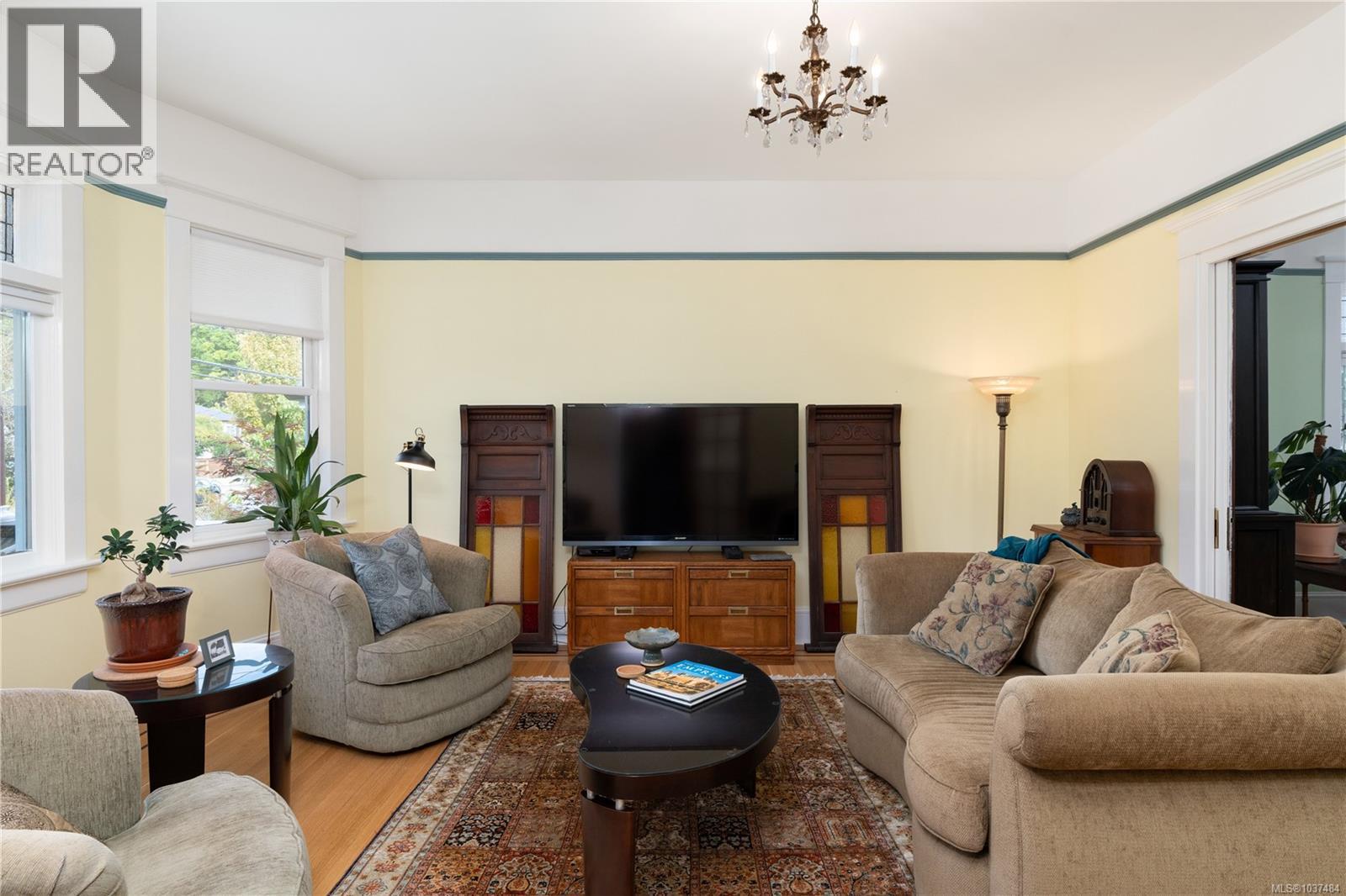 1215 Richardson St, Victoria, British Columbia  V8V 3C9 - Photo 32 - 1037484