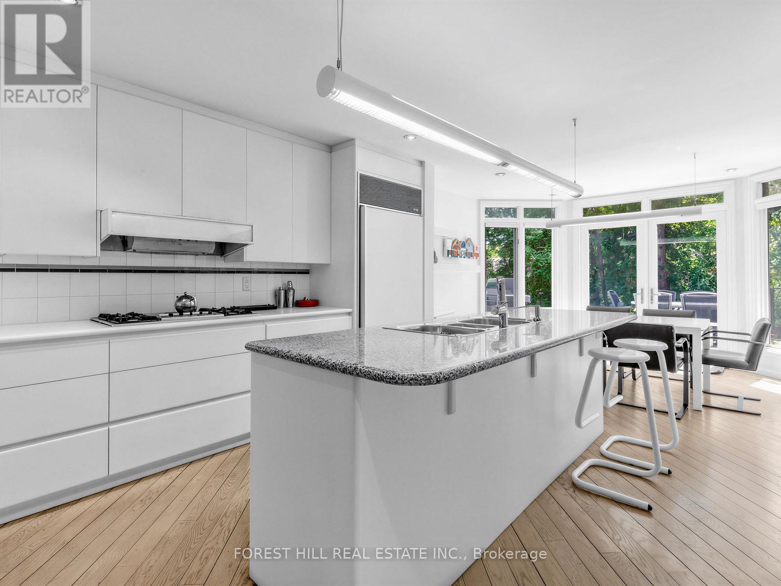 43 Beaverhall Drive, Toronto, Ontario  M2L 2C8 - Photo 11 - C13155900