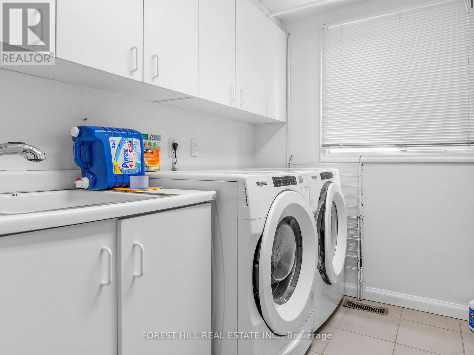 43 Beaverhall Drive, Toronto, Ontario  M2L 2C8 - Photo 19 - C13155900