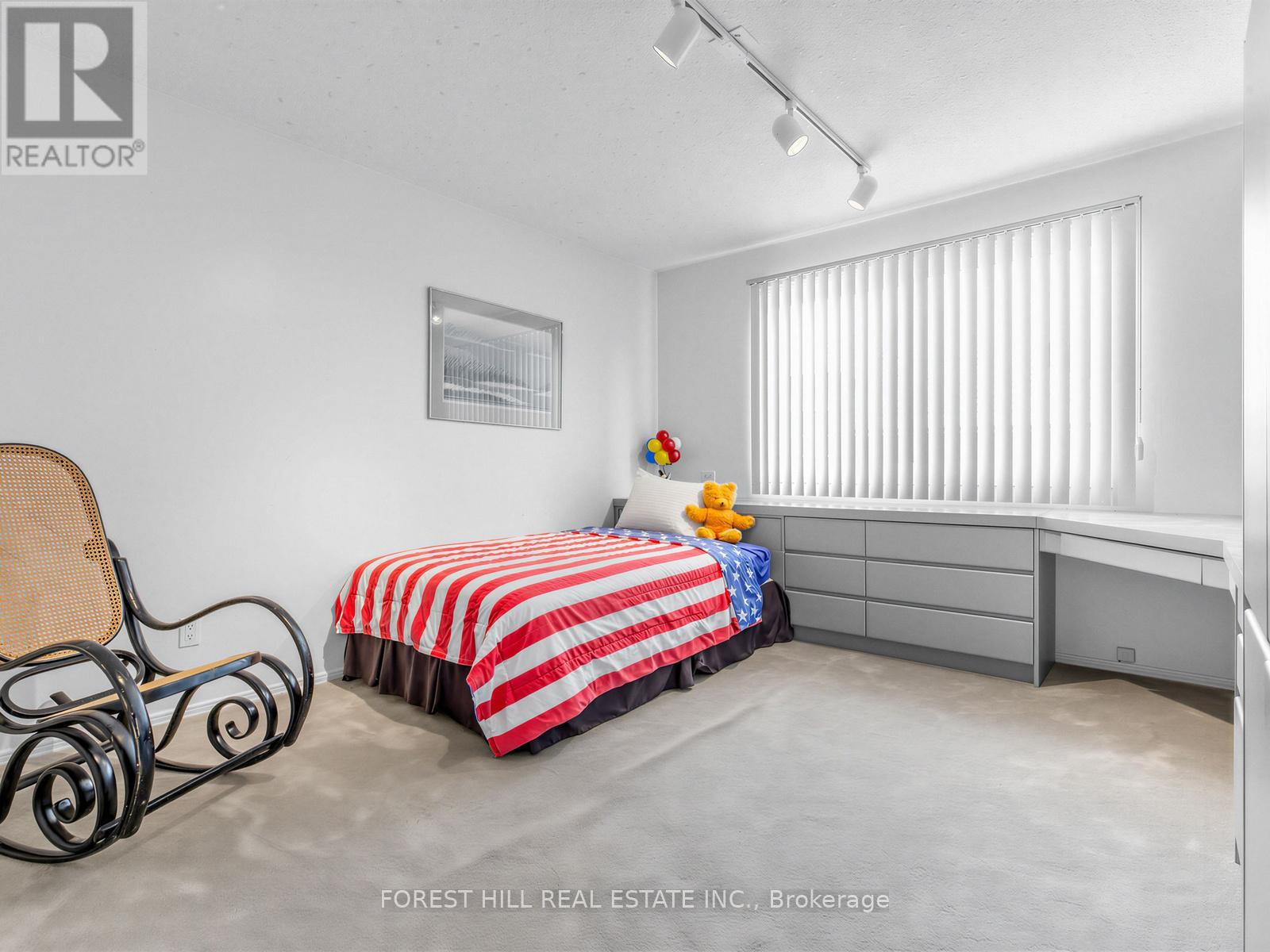 43 Beaverhall Drive, Toronto, Ontario  M2L 2C8 - Photo 30 - C13155900