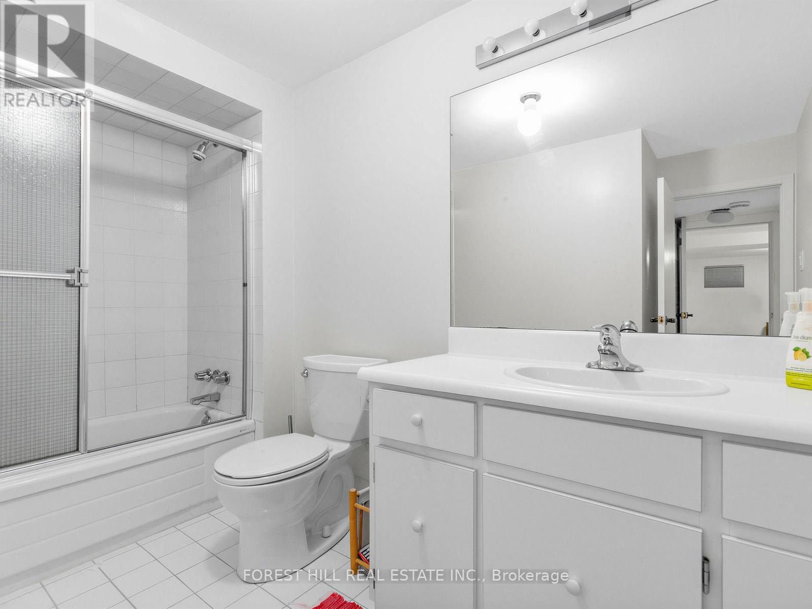 43 Beaverhall Drive, Toronto, Ontario  M2L 2C8 - Photo 35 - C13155900