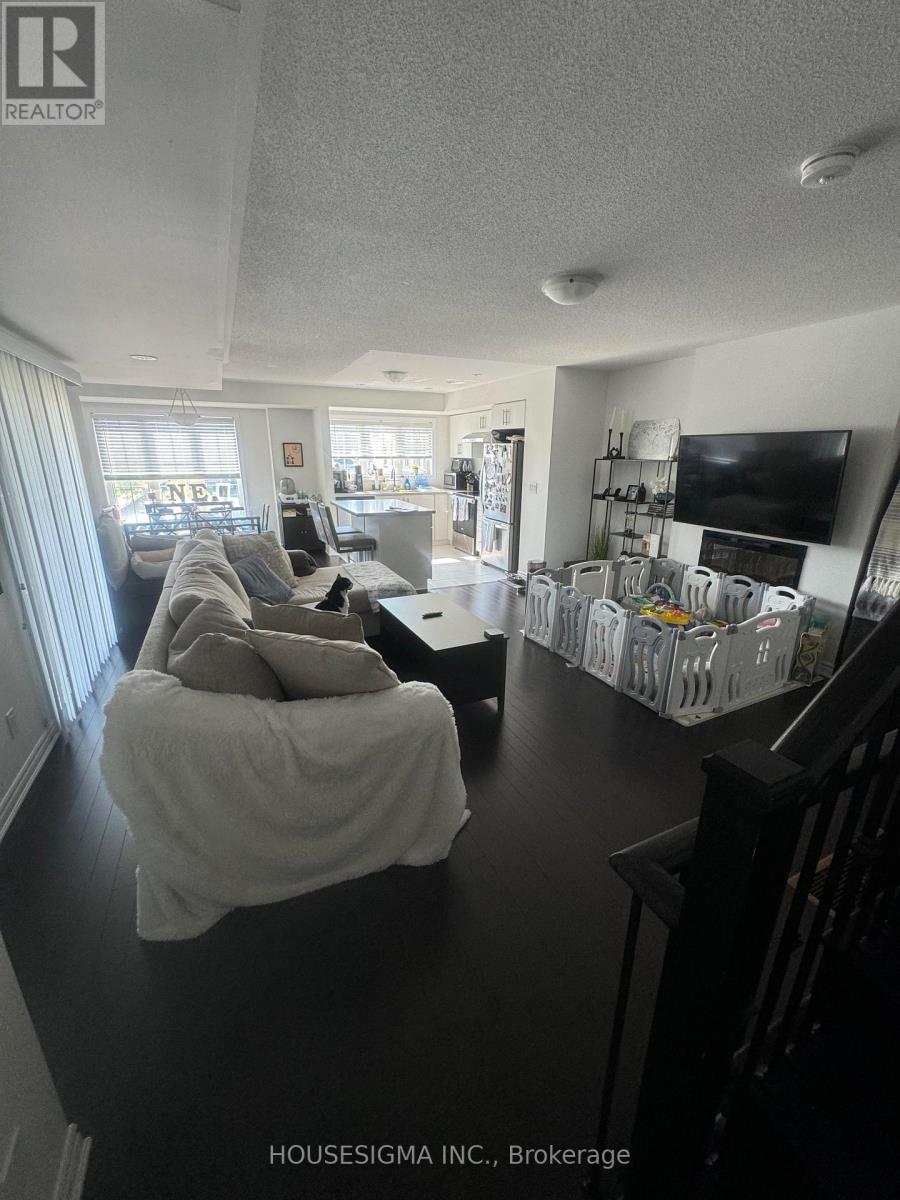 20 Mappin Way, Whitby, Ontario  L1R 0R4 - Photo 10 - E13158826