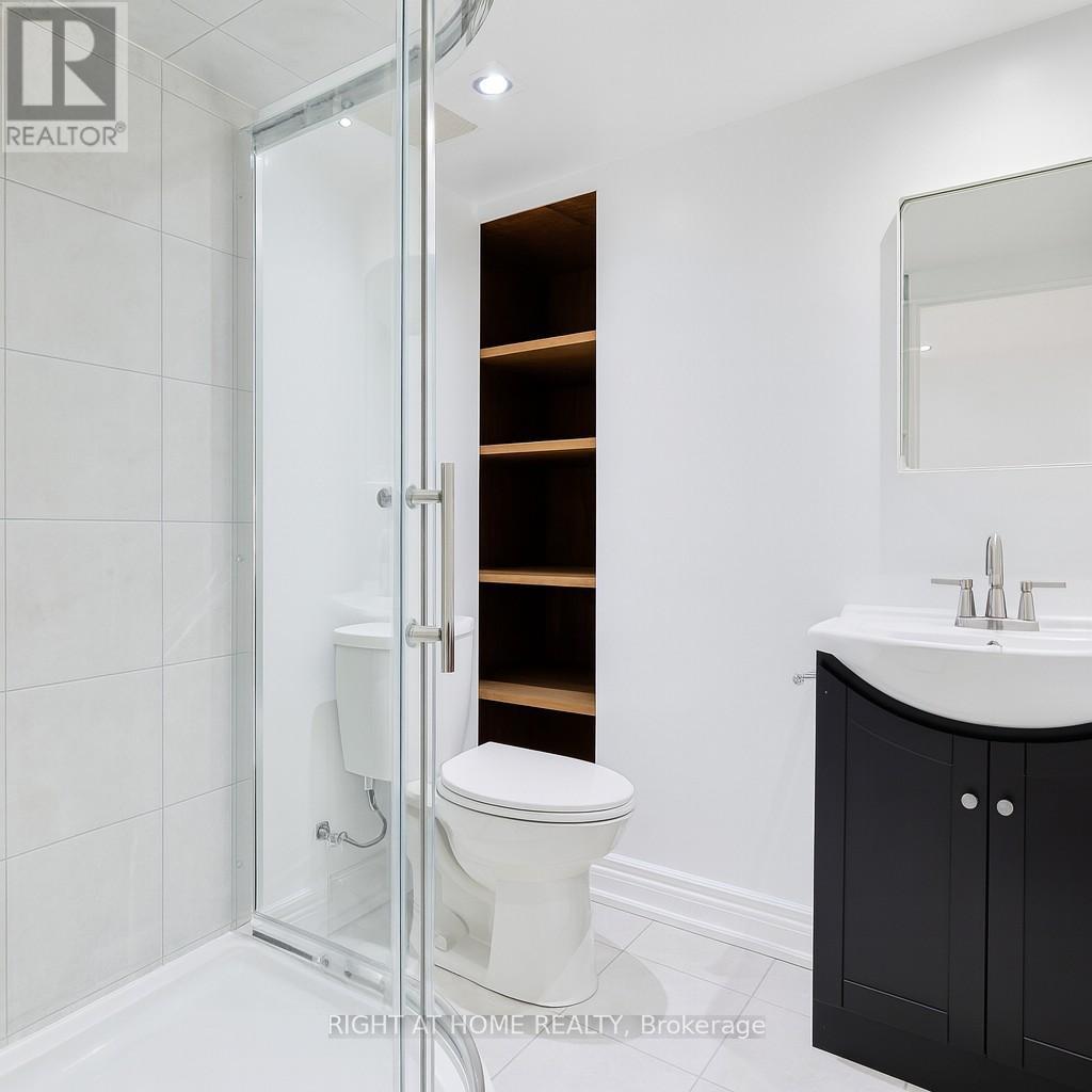 9 Allister Avenue, Toronto, Ontario  M1M 3K7 - Photo 41 - E13158828