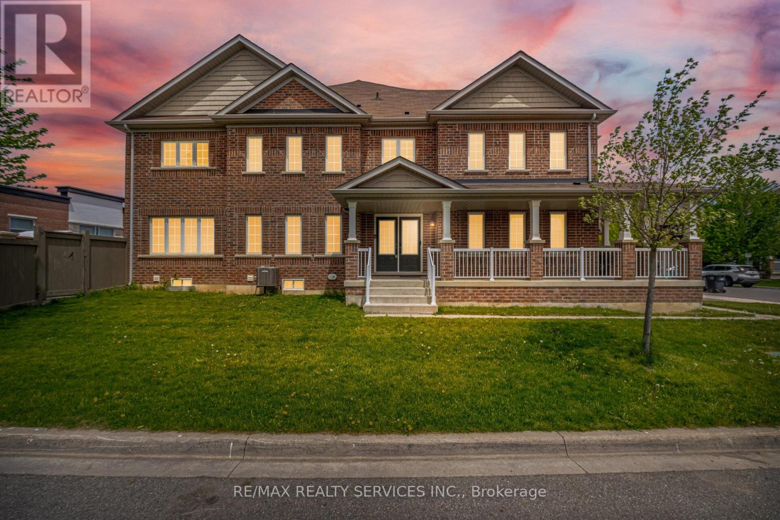 144 BAFFIN CRESCENT, Brampton, Ontario