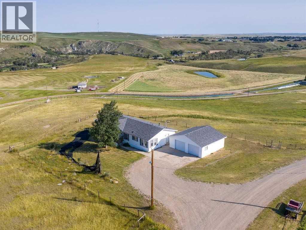 24053b Rr260, Rural Cardston County, Alberta  T0K 0Y0 - Photo 2 - A2281377