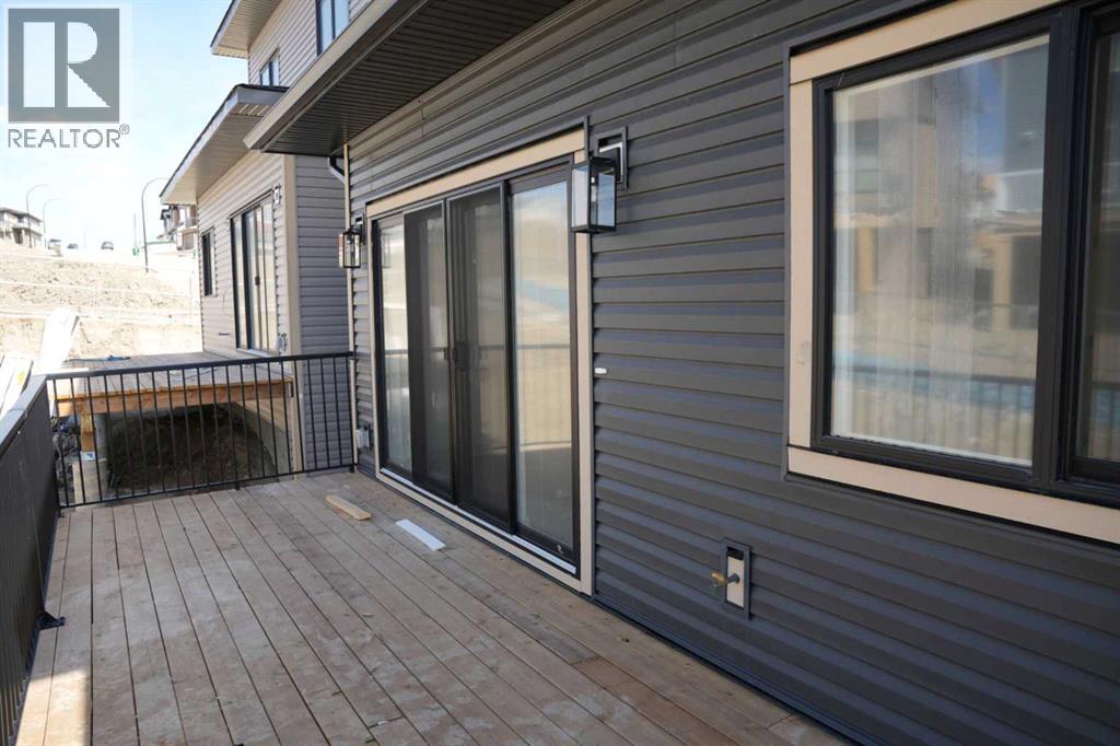 43 Heritage Ridge, Cochrane, Alberta  T4C 3L2 - Photo 10 - A2298648