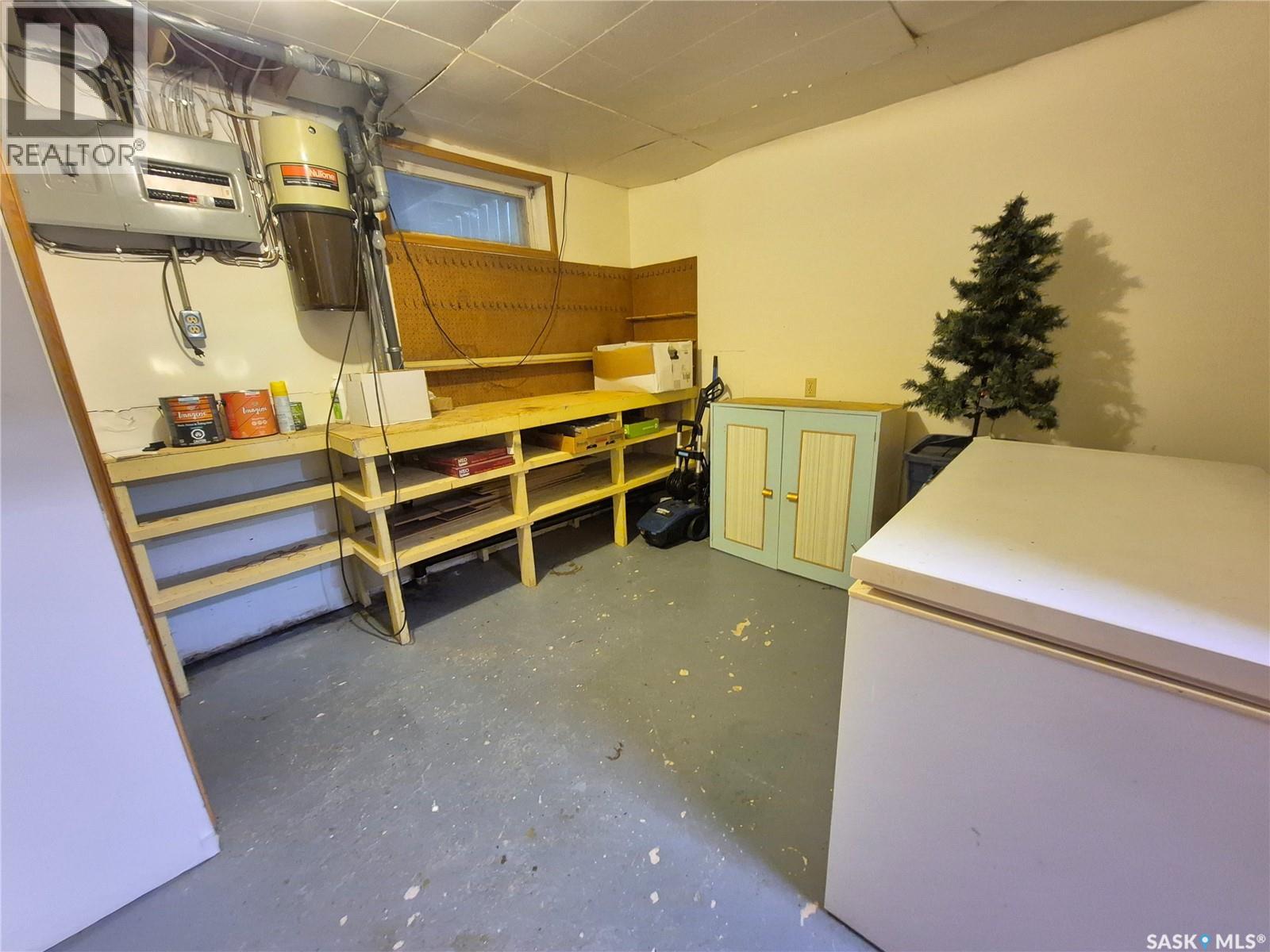 309 Frederick Street, Ogema, Saskatchewan  S0C 1Y0 - Photo 35 - SK033314