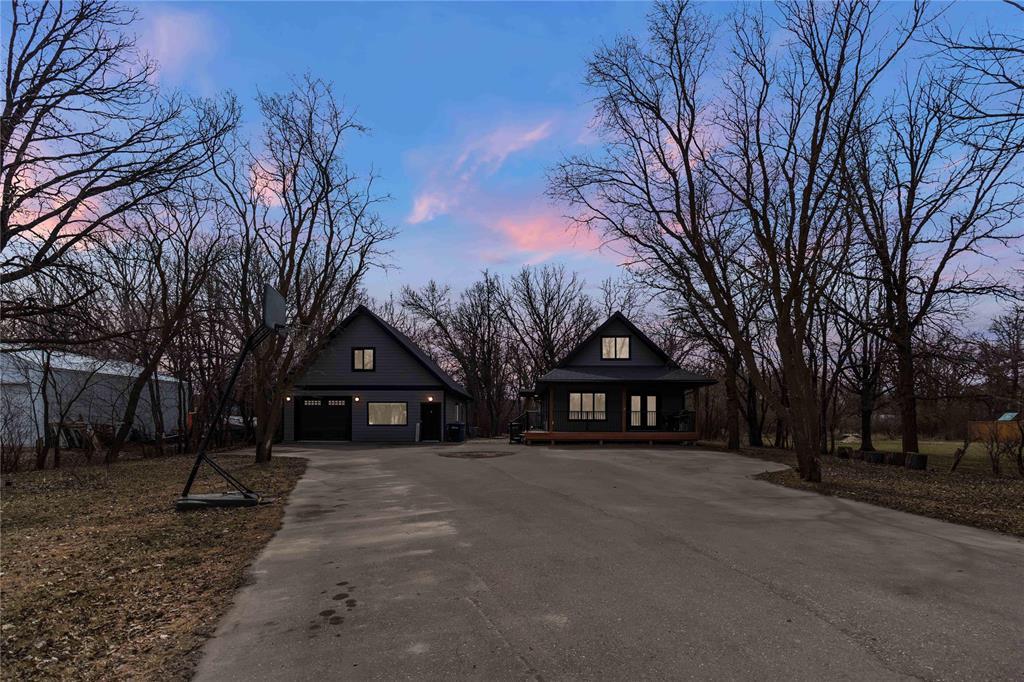 150 Pth 52 Highway, Mitchell, Manitoba  R5G 1H3 - Photo 1 - 202611111