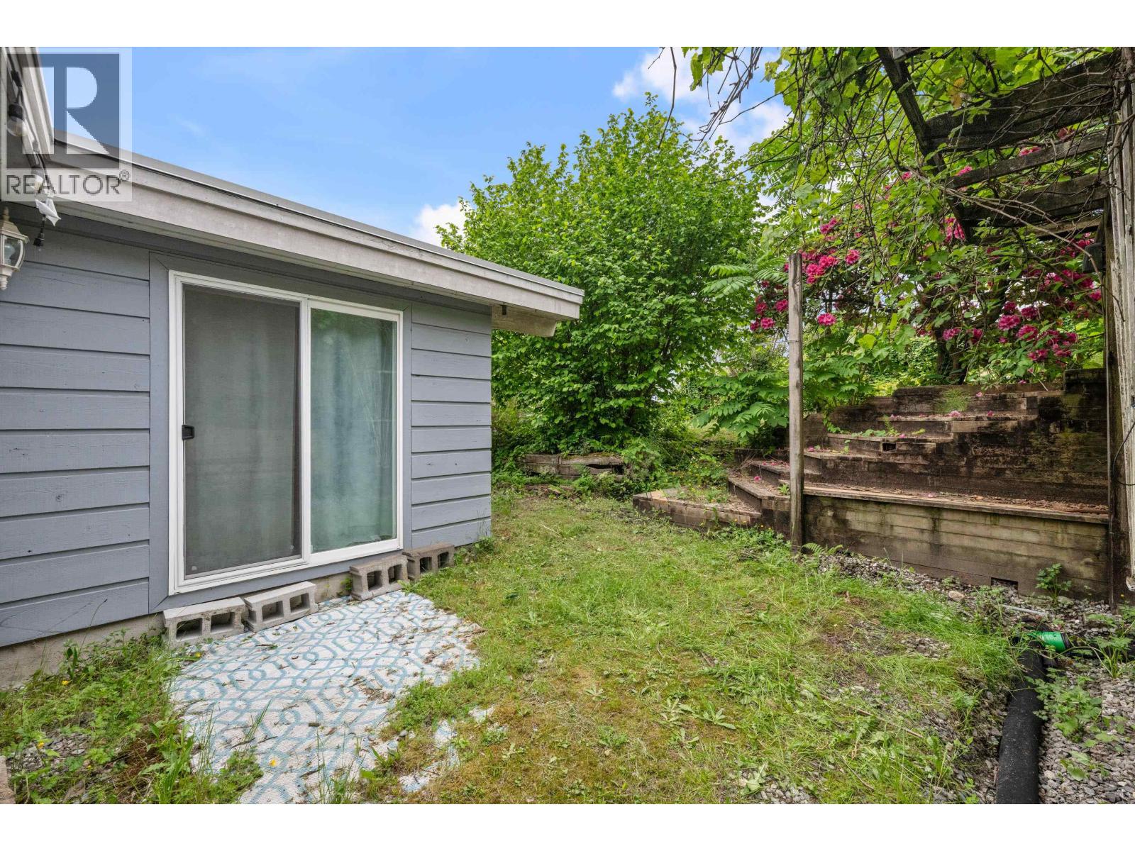 1908 Warwick Crescent, Port Coquitlam, British Columbia  V3C 1L8 - Photo 11 - R3126272