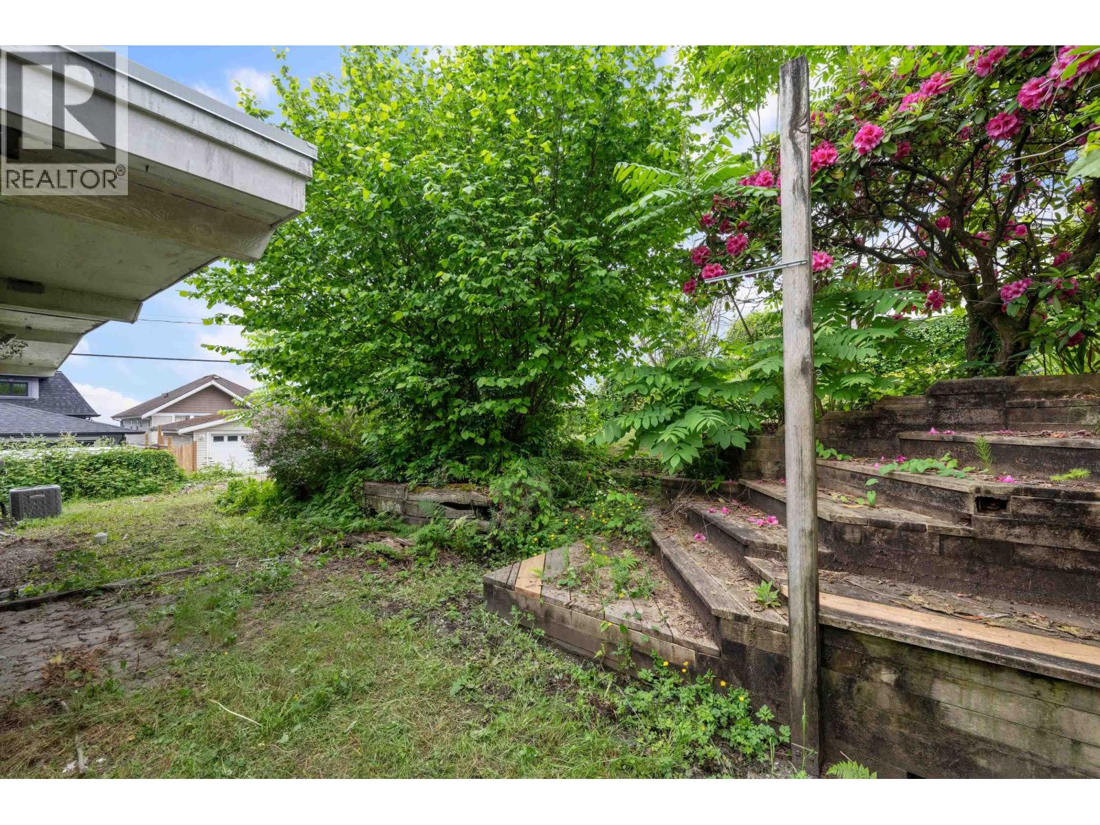 1908 Warwick Crescent, Port Coquitlam, British Columbia  V3C 1L8 - Photo 13 - R3126272