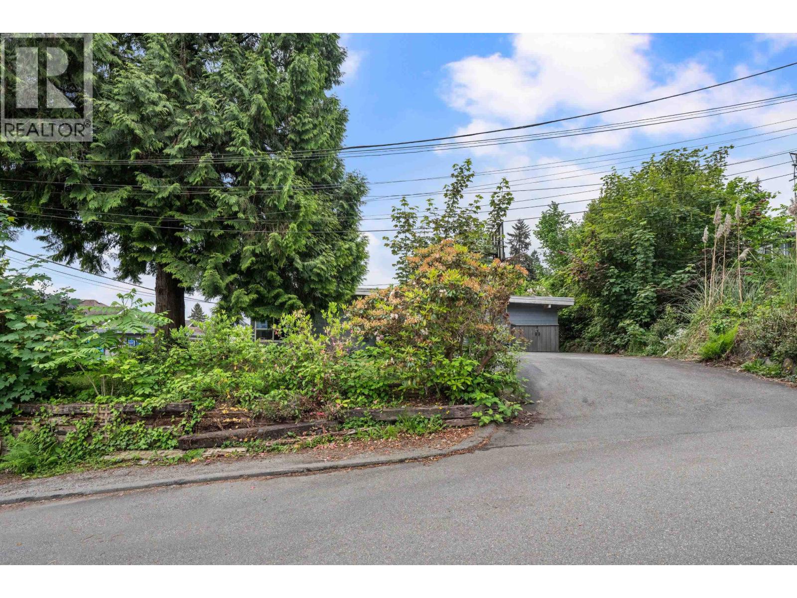 1908 Warwick Crescent, Port Coquitlam, British Columbia  V3C 1L8 - Photo 7 - R3126272