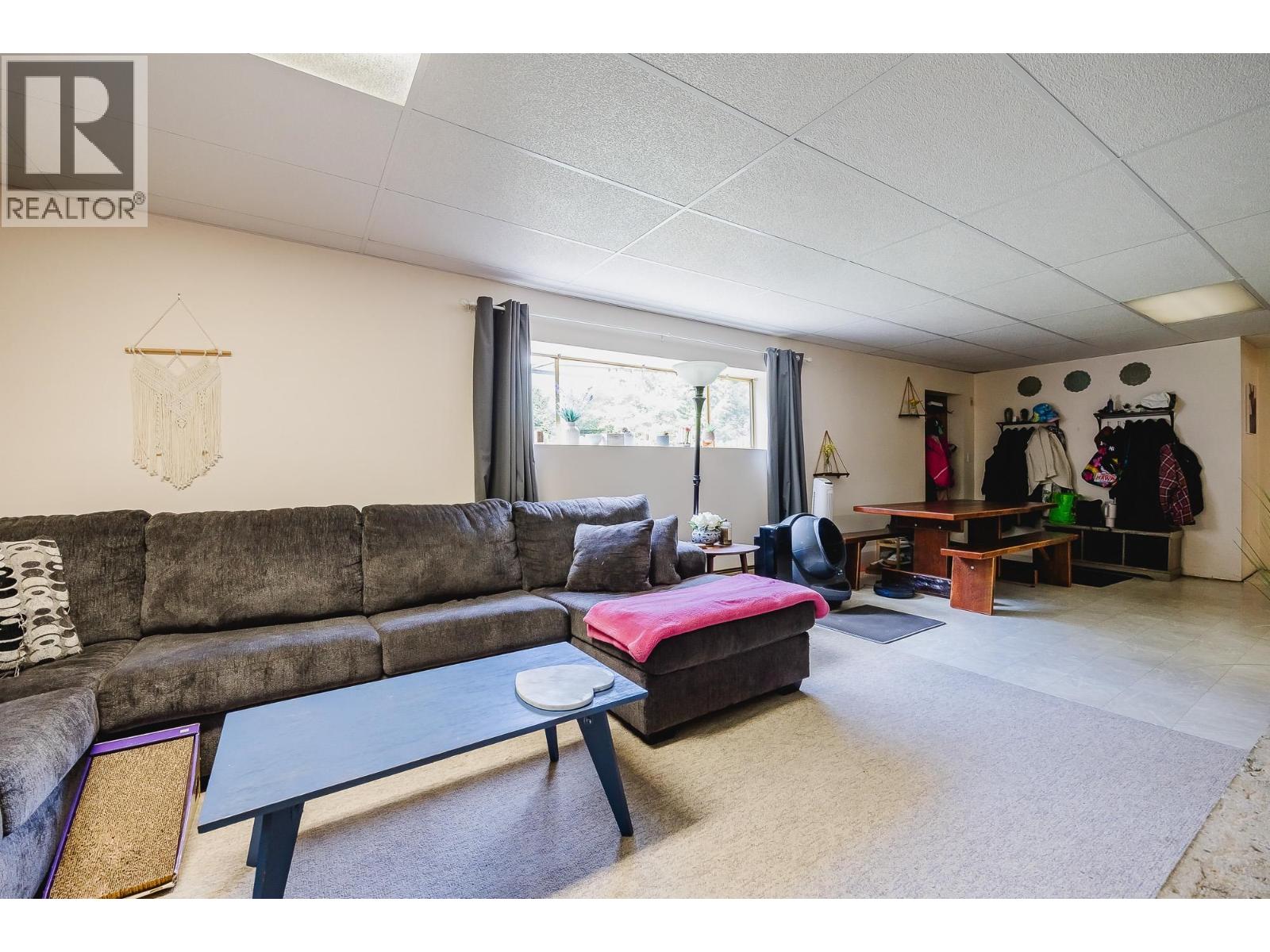 21190 Glenwood Avenue, Maple Ridge, British Columbia  V2X 8K5 - Photo 5 - R3126477