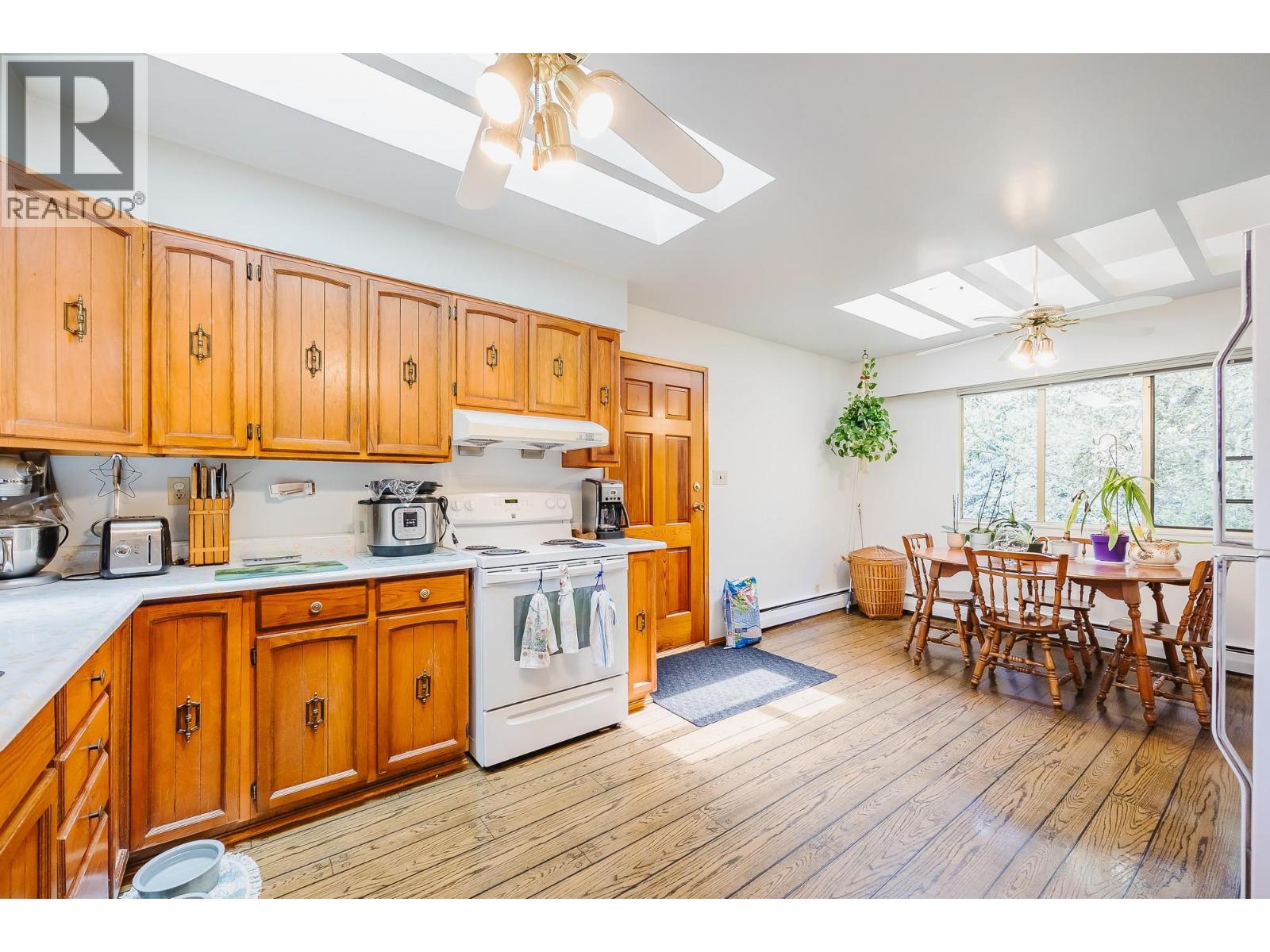 21190 Glenwood Avenue, Maple Ridge, British Columbia  V2X 8K5 - Photo 19 - R3126477