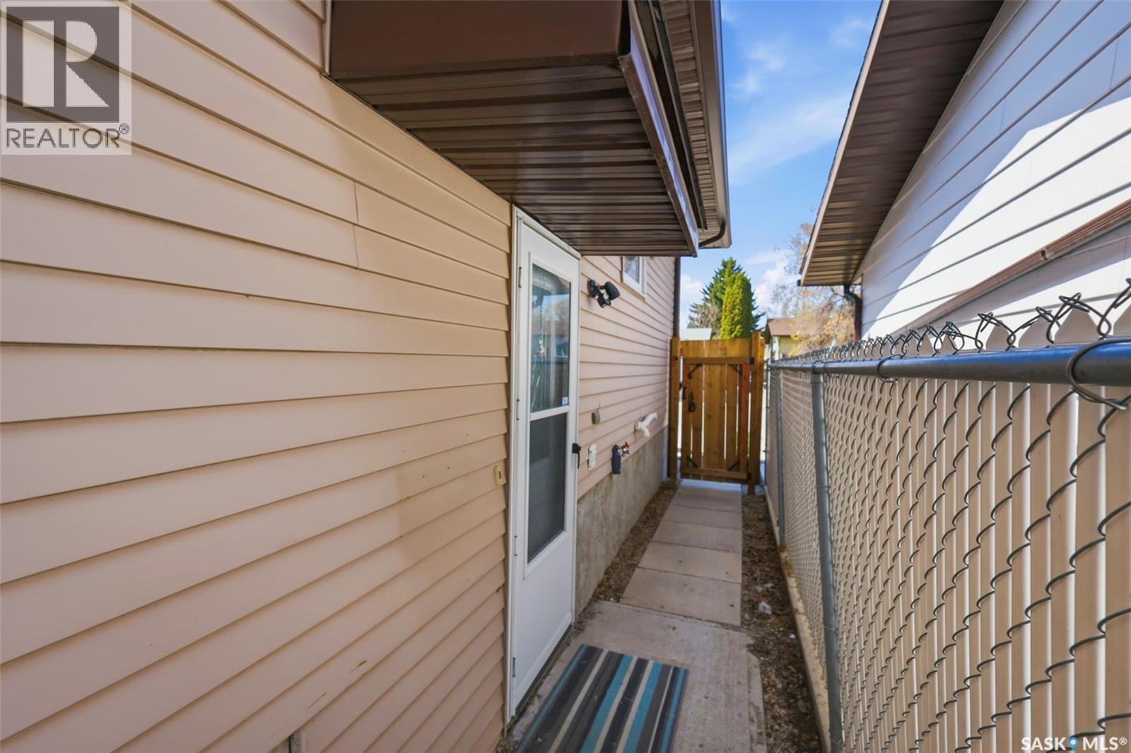 1605-1607 Laura Avenue, Saskatoon, Saskatchewan  S7N 2T2 - Photo 38 - SK036735