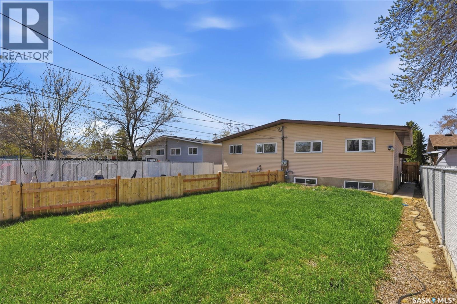 1605-1607 Laura Avenue, Saskatoon, Saskatchewan  S7N 2T2 - Photo 41 - SK036735