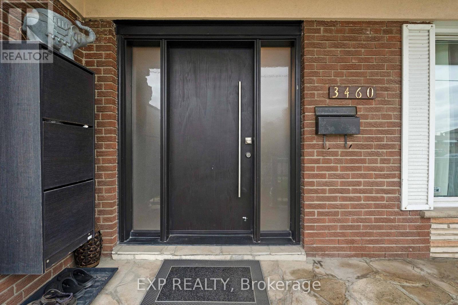 3460 Cawthra Road, Mississauga, Ontario  L5A 2X7 - Photo 4 - W13158862