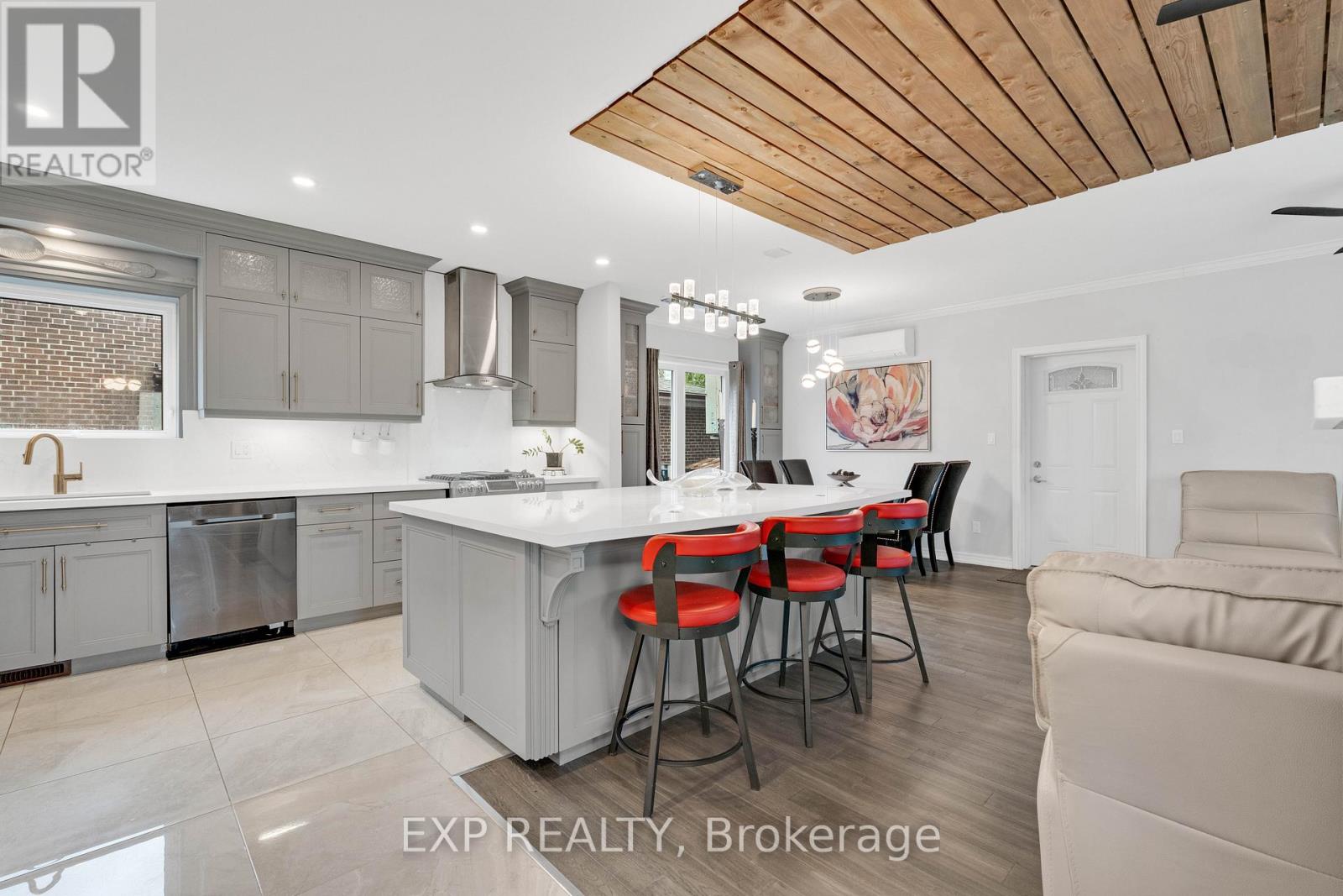 3460 Cawthra Road, Mississauga, Ontario  L5A 2X7 - Photo 6 - W13158862