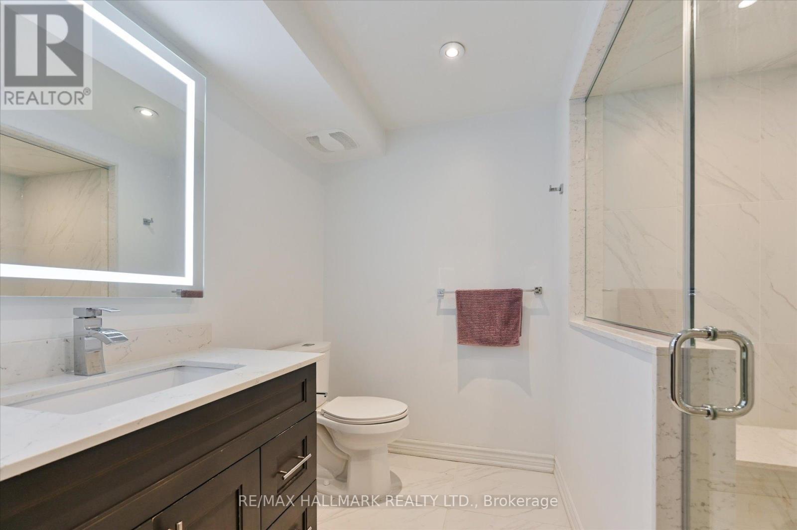 5936 Candlebrook Court, Mississauga, Ontario L5V 2V5 - Photo 31 - W13158870