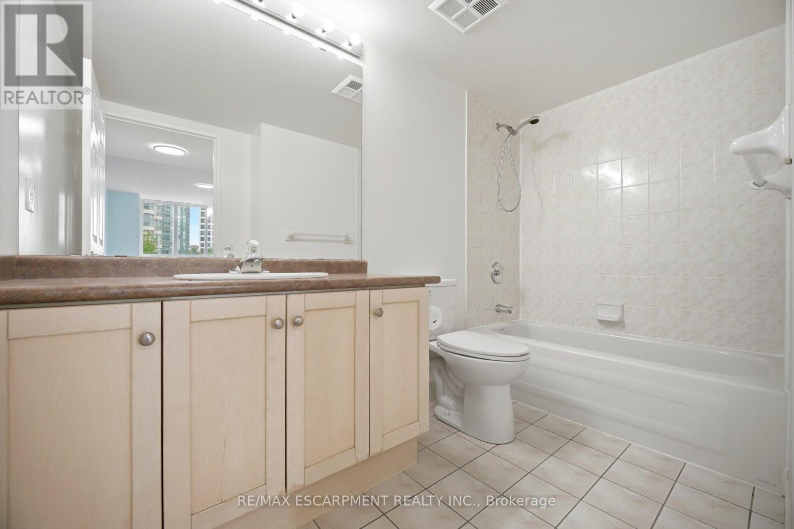307 - 156 Enfield Place, Mississauga, Ontario  L5B 4L8 - Photo 21 - W13158872