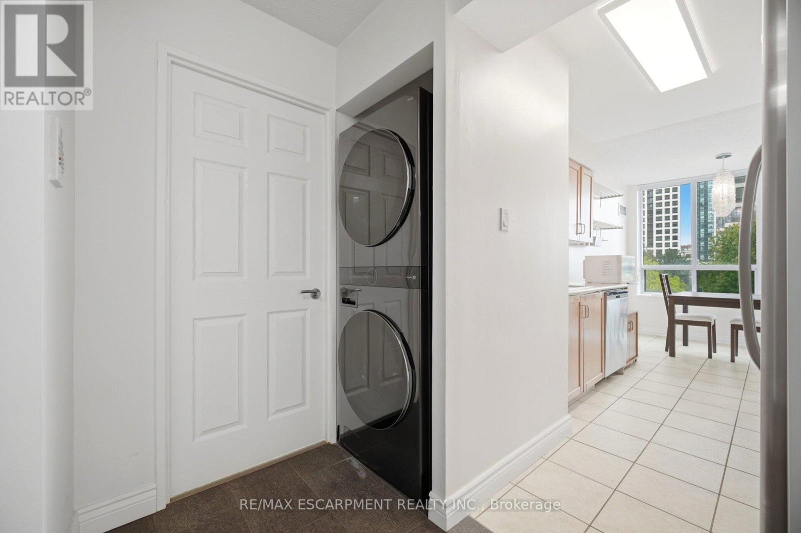 307 - 156 Enfield Place, Mississauga, Ontario  L5B 4L8 - Photo 27 - W13158872