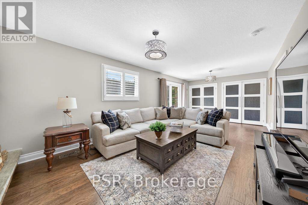 323 Queen Victoria Drive, Hamilton, Ontario  L8W 1G6 - Photo 32 - X13158832