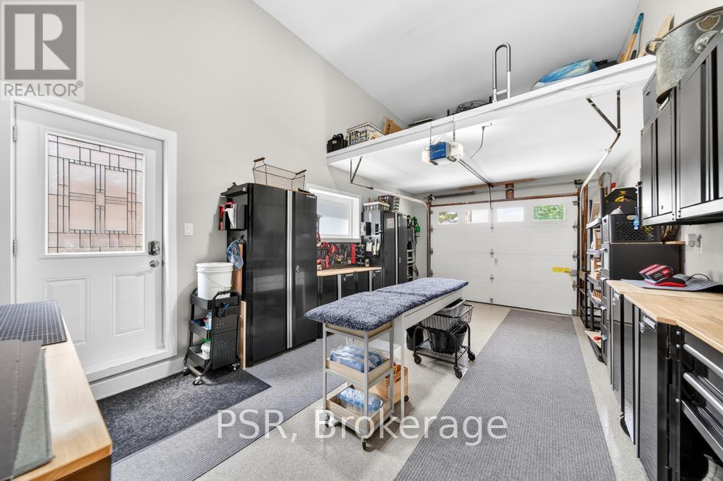 323 Queen Victoria Drive, Hamilton, Ontario  L8W 1G6 - Photo 37 - X13158832