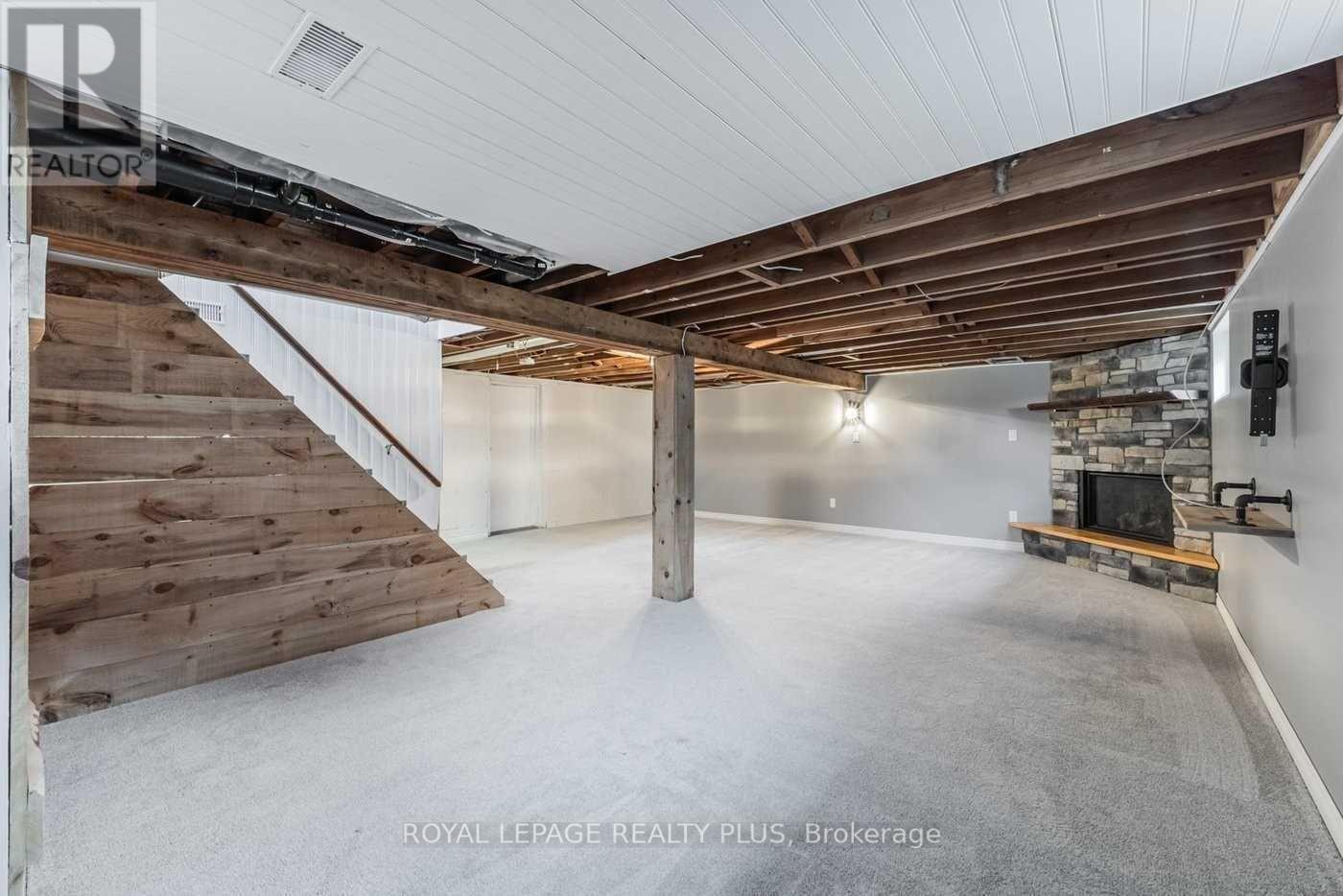 577 Dundas Street E, Hamilton, Ontario  L7A 0K8 - Photo 16 - X13158836