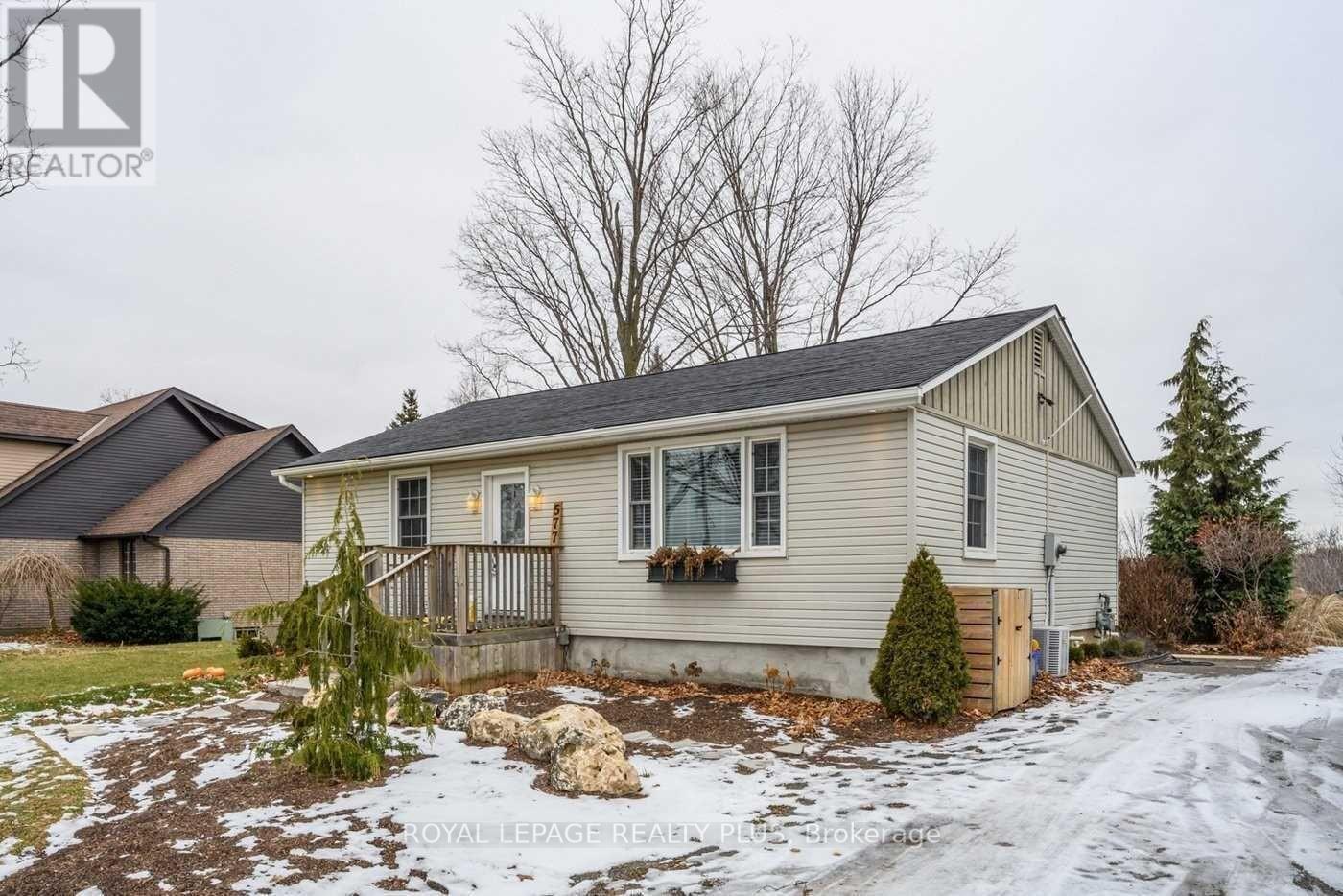 577 Dundas Street E, Hamilton, Ontario  L7A 0K8 - Photo 3 - X13158836