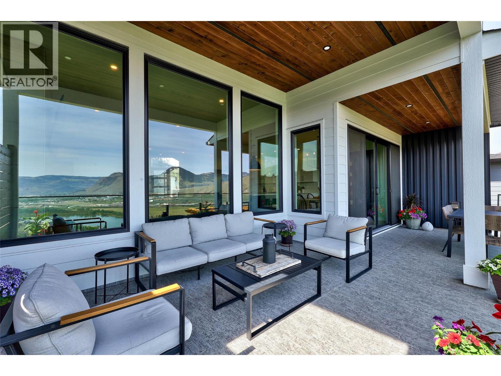 2300 Saddleback Drive, Kamloops, British Columbia  V2B 0G7 - Photo 13 - 10388036