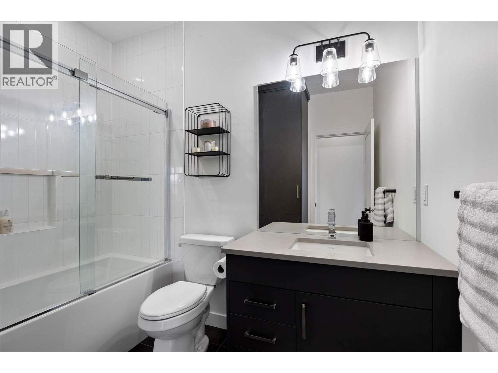 2300 Saddleback Drive, Kamloops, British Columbia  V2B 0G7 - Photo 26 - 10388036