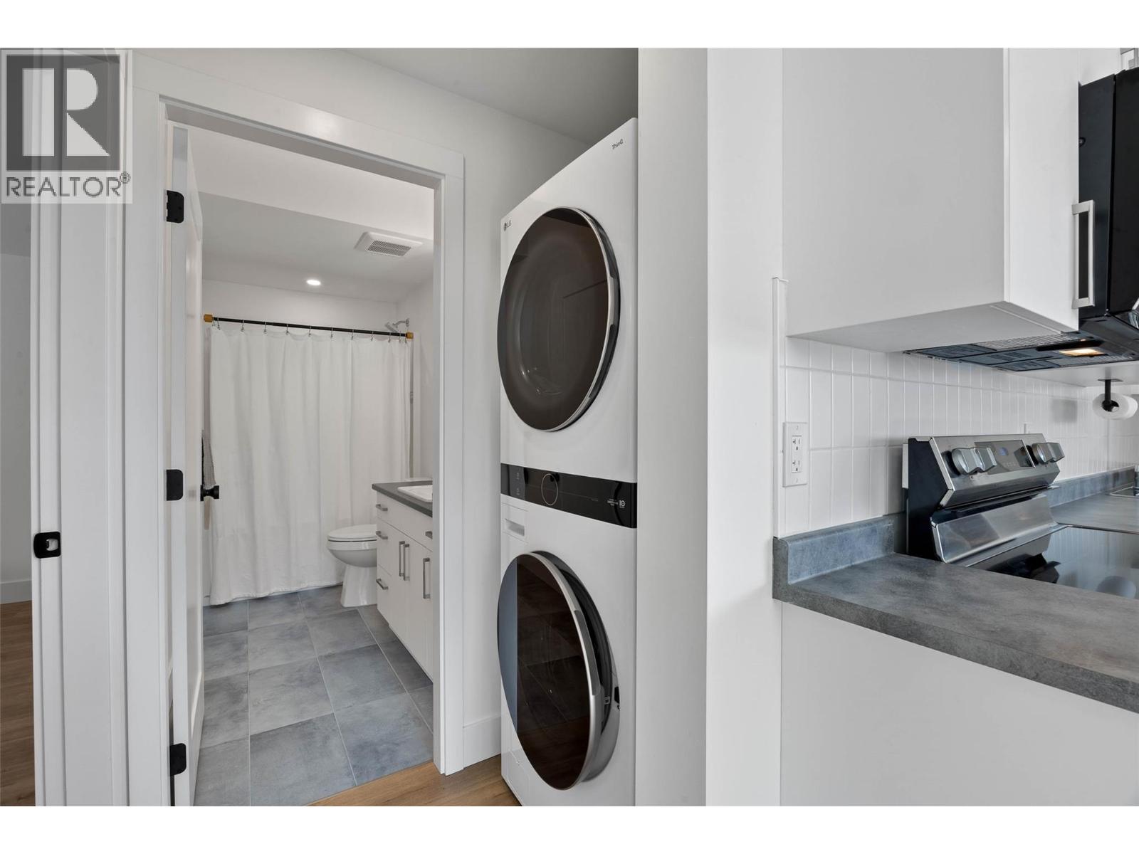 2300 Saddleback Drive, Kamloops, British Columbia  V2B 0G7 - Photo 51 - 10388036