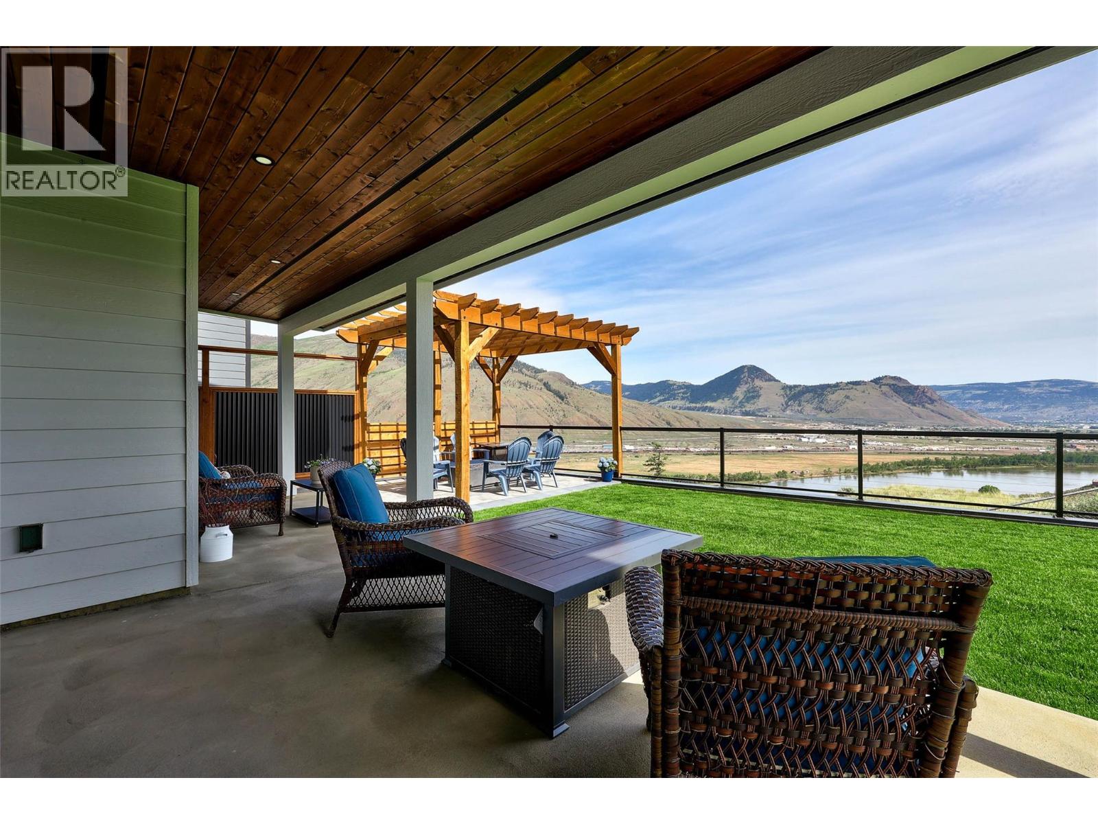 2300 Saddleback Drive, Kamloops, British Columbia  V2B 0G7 - Photo 54 - 10388036
