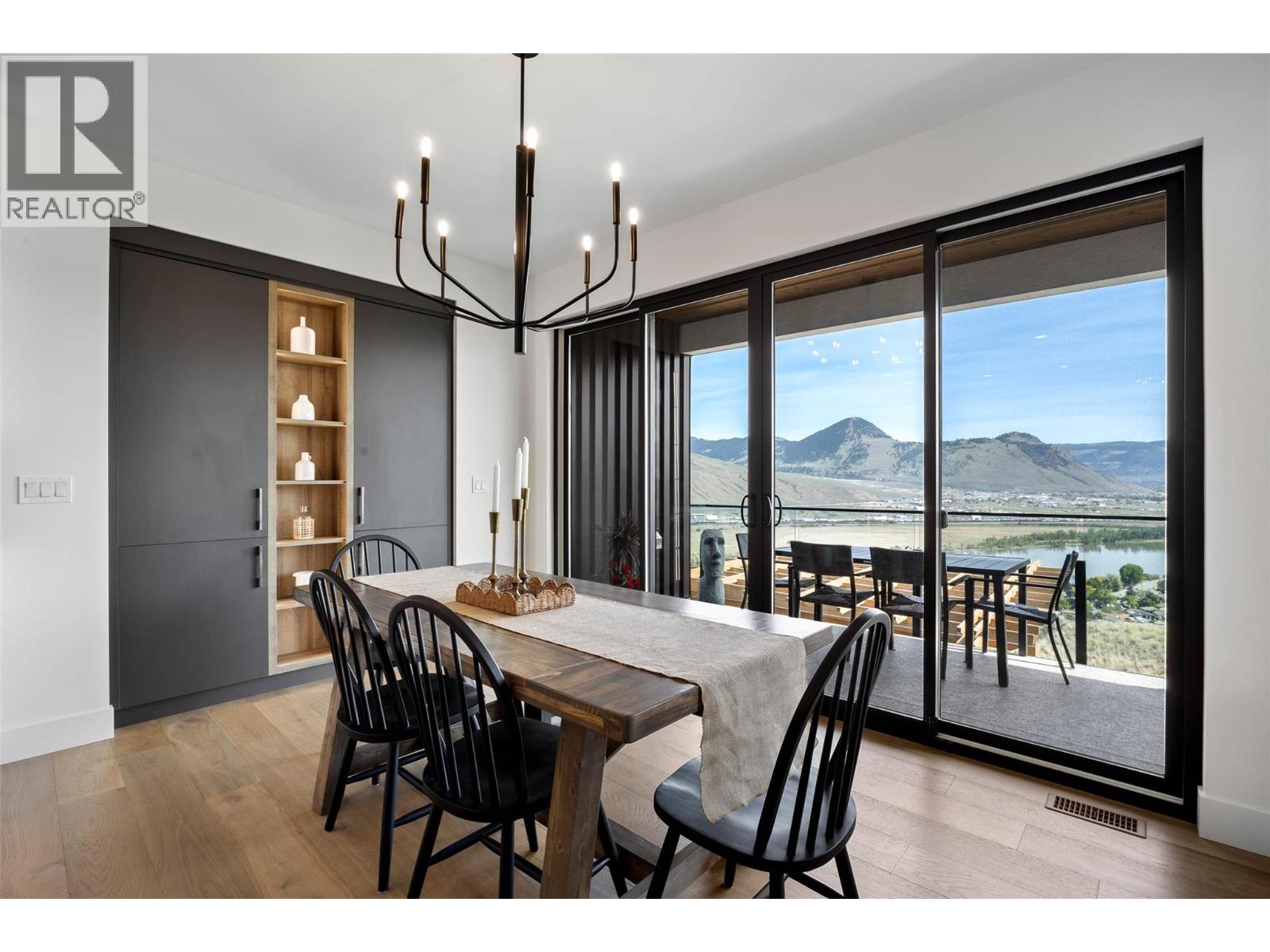 2300 Saddleback Drive, Kamloops, British Columbia  V2B 0G7 - Photo 8 - 10388036