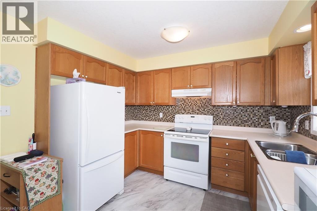 14 Brookfield Crescent, Kitchener, Ontario  N2E 0A7 - Photo 15 - 40828371