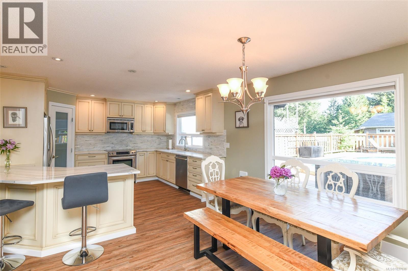 1940 Ryan Rd E, Comox, British Columbia  V9M 4C9 - Photo 10 - 1037638