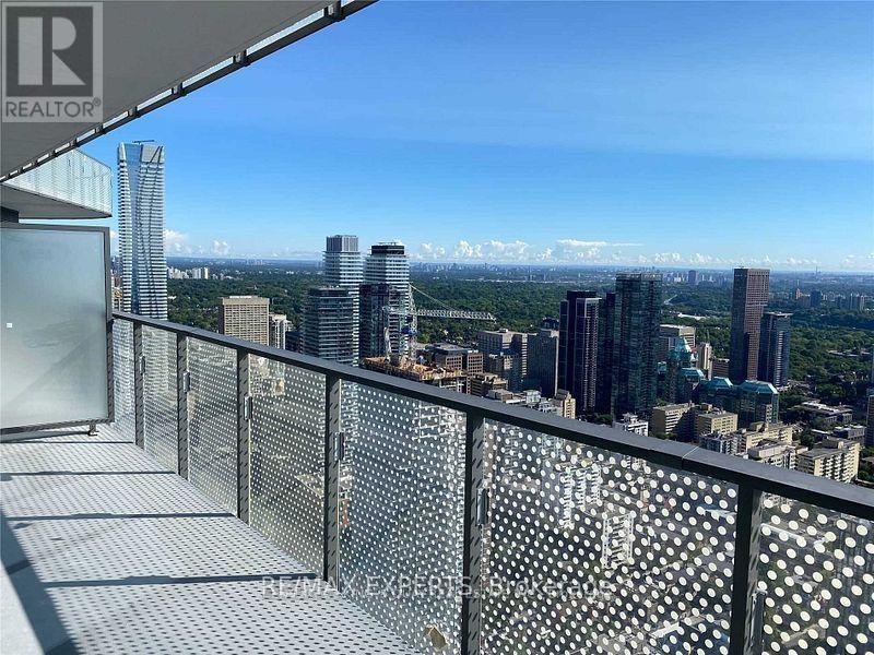 4701 - 11 Wellesley Street W, Toronto, Ontario  M4Y 1E8 - Photo 8 - C13158894