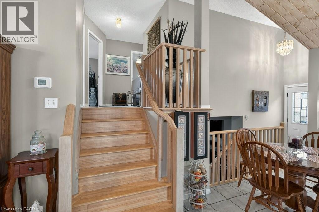 35 Hepburn Crescent, Hamilton, Ontario  L9C 7S4 - Photo 13 - 40822231