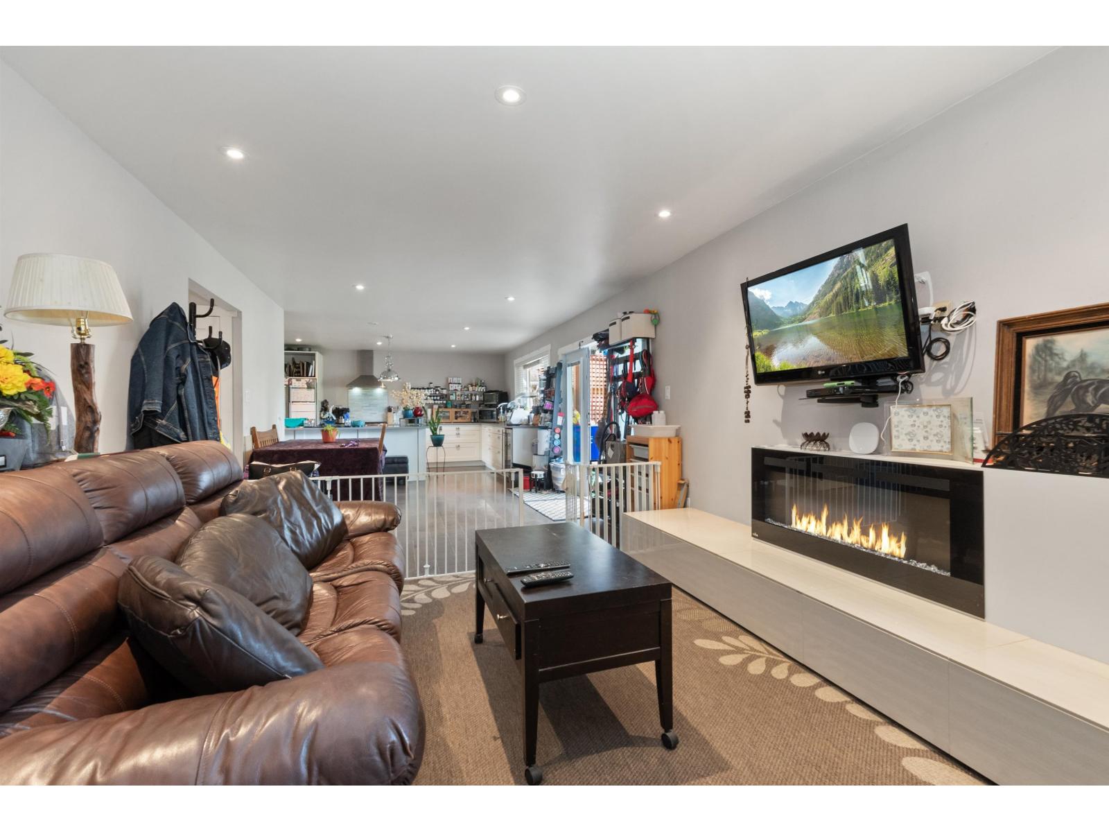 4970 216 Street, Langley, British Columbia V3A 8B4 - Photo 9 - R3117743