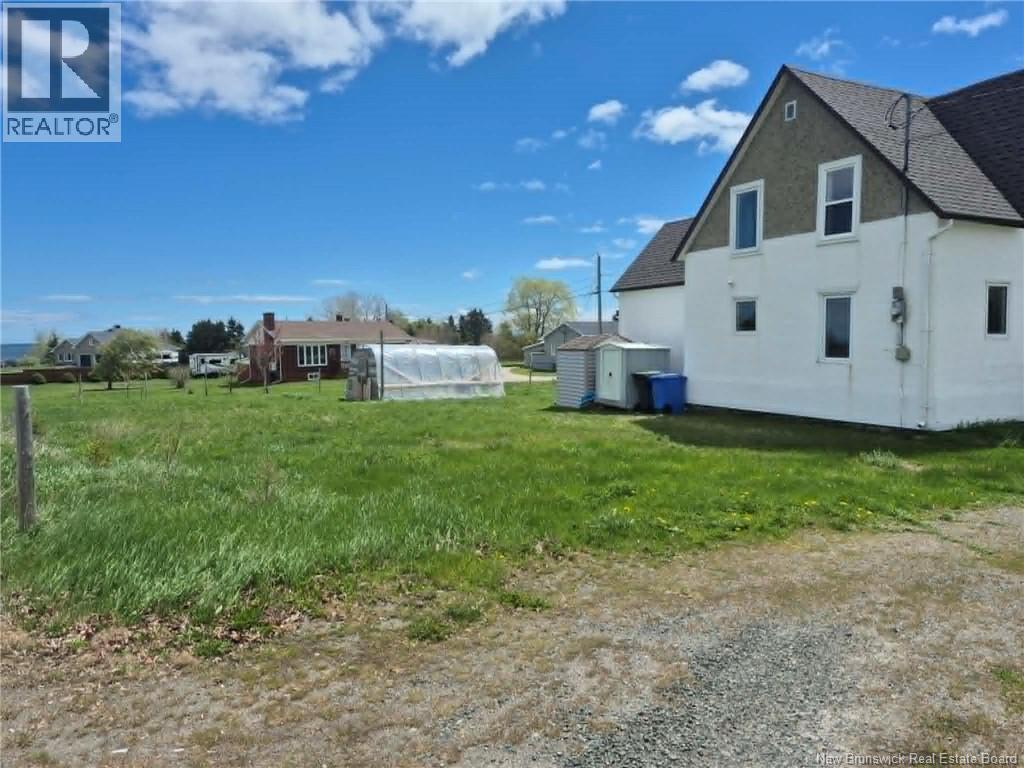 1073 Route 134, Petit-Rocher-Sud, New Brunswick  E8J 1B8 - Photo 2 - NB133662