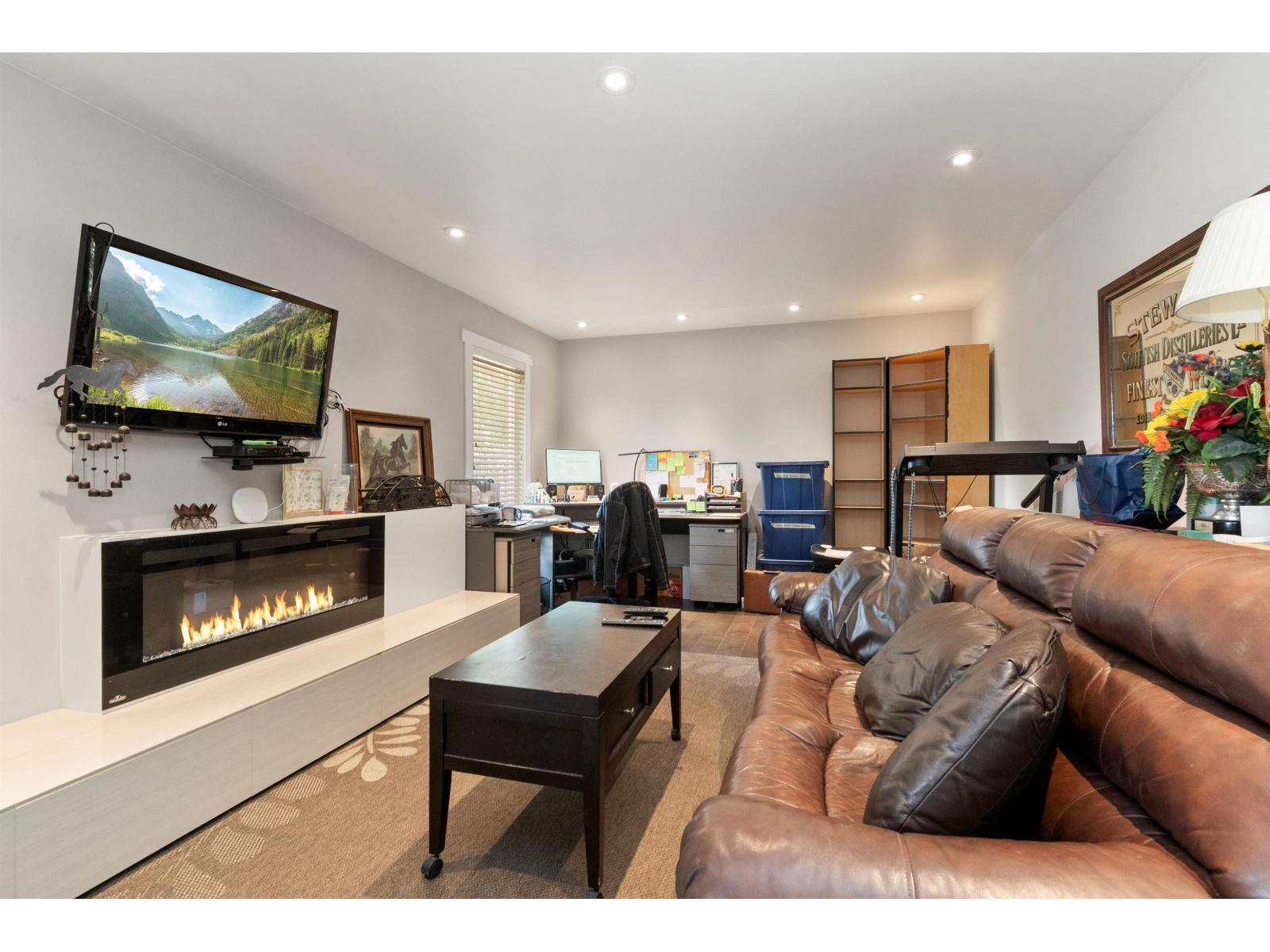 4970 216 Street, Langley, British Columbia V3A 8B4 - Photo 11 - R3117743