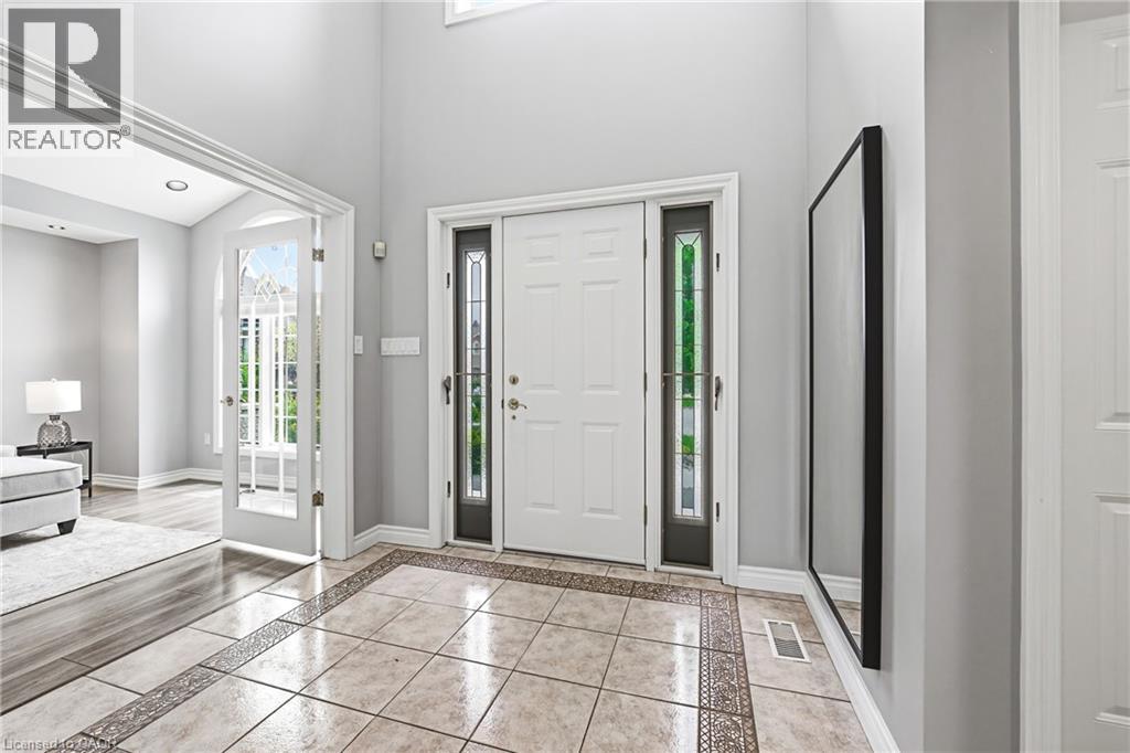 301 Parkwood Crescent, Hamilton, Ontario  L8V 5B5 - Photo 5 - 40829593