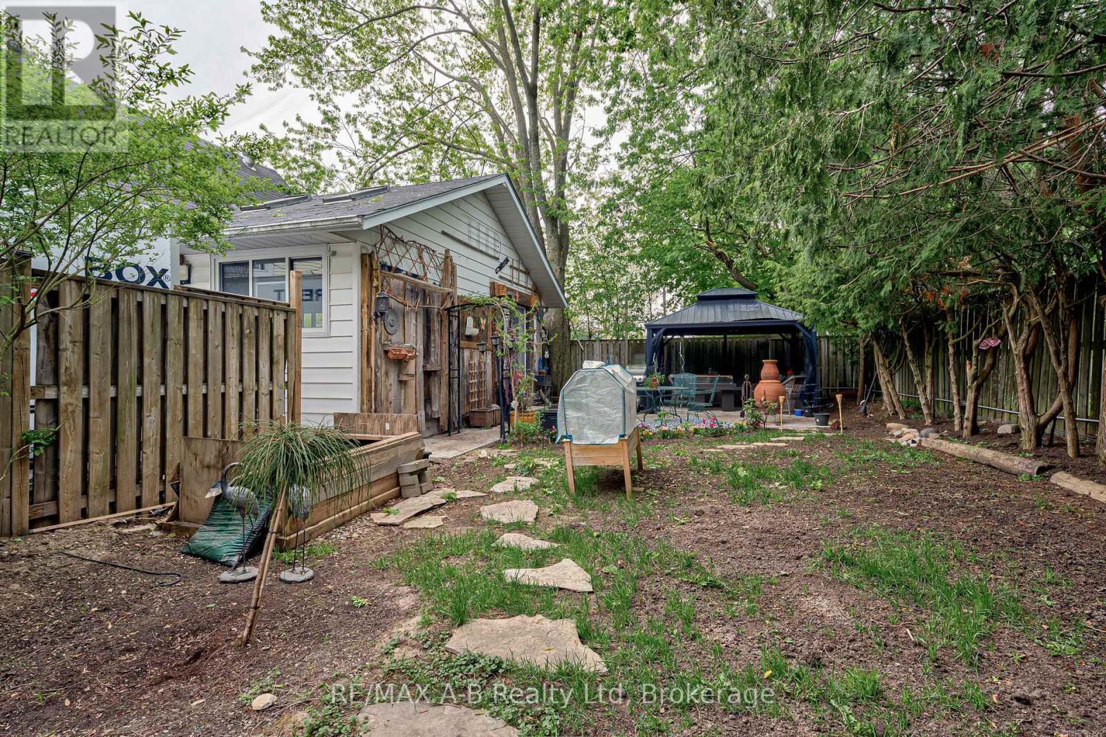 54 Coriano Street, Stratford, Ontario  N5A 6C3 - Photo 38 - X13158910