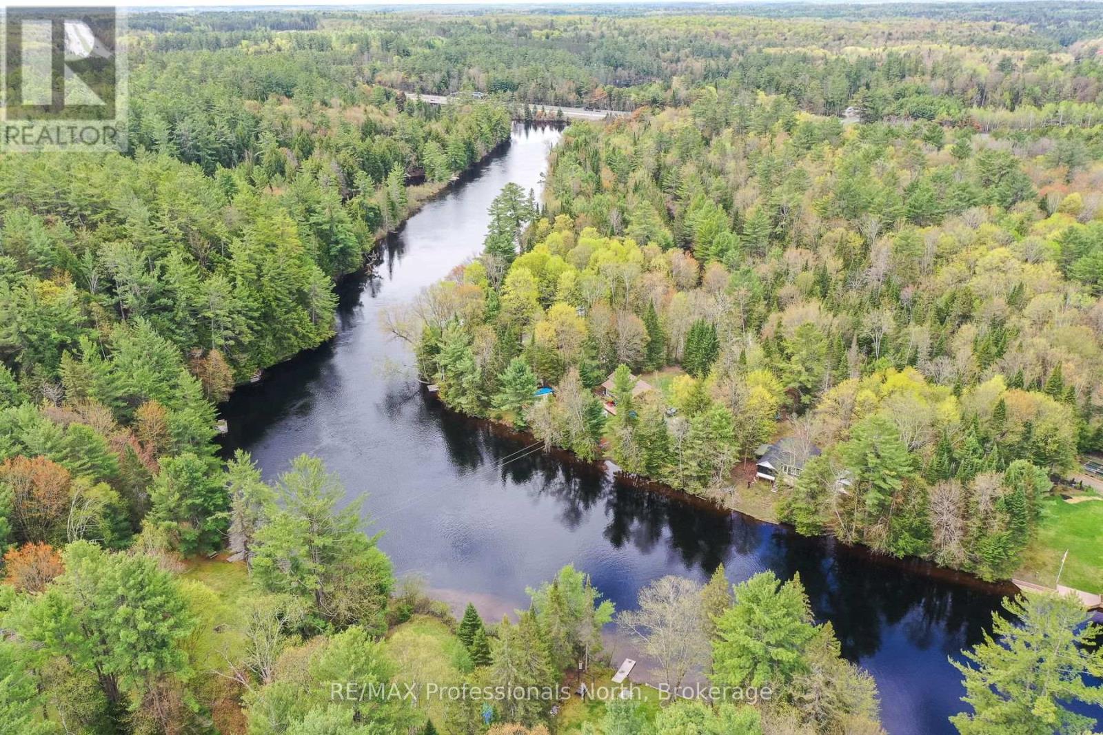 1011 Harmony Lane Private, Bracebridge, Ontario P1L 1W9 - Photo 2 - X13158914