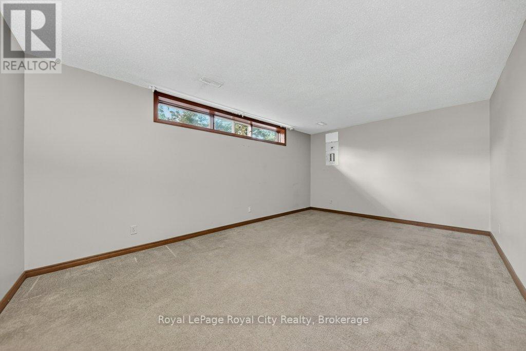 16 Mcelderry Road, Guelph, Ontario N1G 4K3 - Photo 24 - X13158962