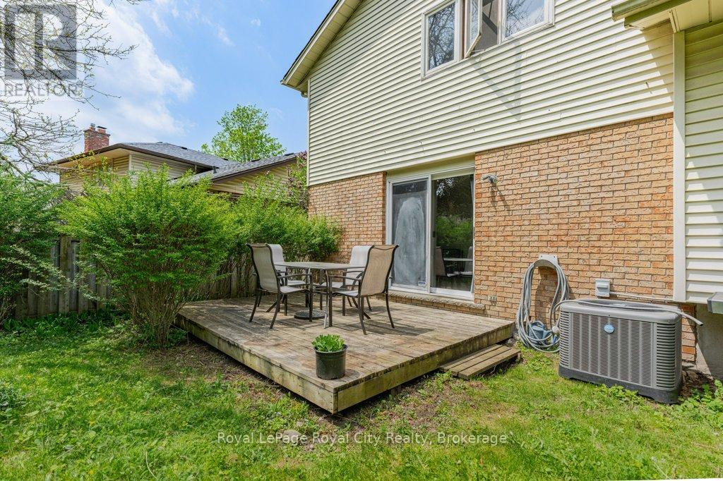 16 Mcelderry Road, Guelph, Ontario N1G 4K3 - Photo 28 - X13158962