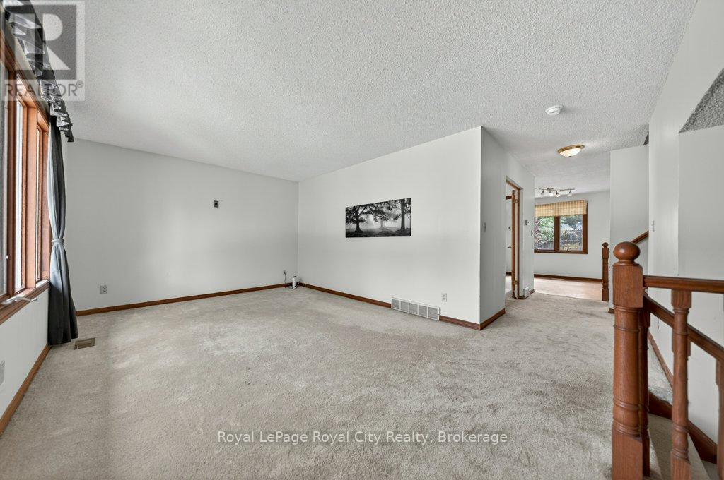 16 Mcelderry Road, Guelph, Ontario N1G 4K3 - Photo 6 - X13158962